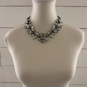 Elegant Silver Floral Necklace